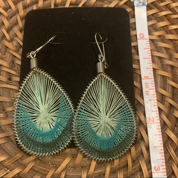 🌻2 for $15🌻 String Art Earrings - Picture 3 of 3